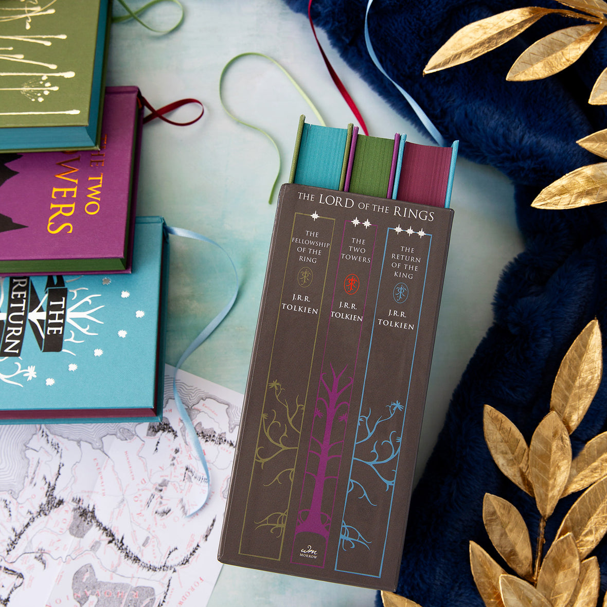 The Lord of the Rings Collector’s Edition Box Set: Includes The Fellowship of the Ring, The Two Towers, and The Return of the King