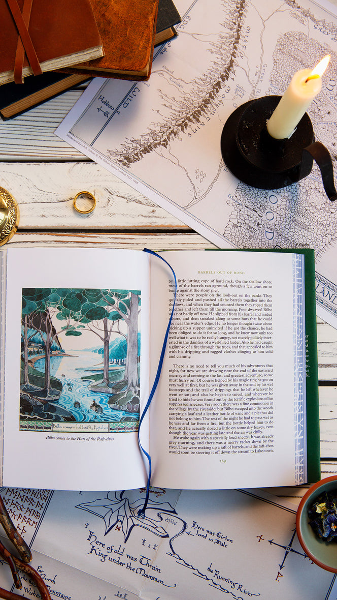 The Hobbit Illustrated by the Author: Illustrated by J.R.R. Tolkien