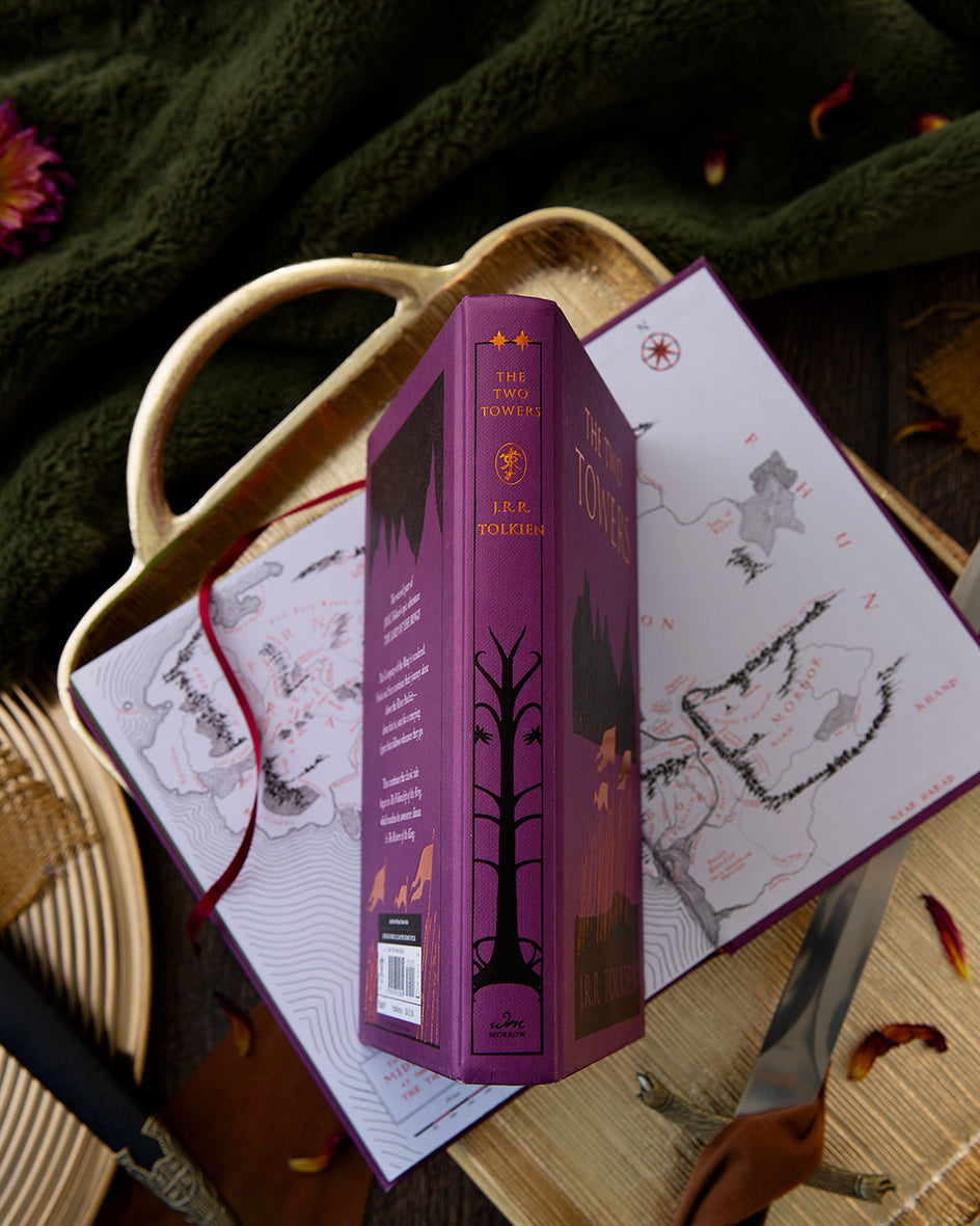 The Two Towers Collector's Edition: Being the Second Part of The Lord of the Rings